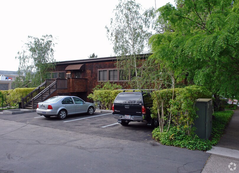Primary Photo Of 1010 Sir Francis Drake Blvd, Kentfield Medical For Lease