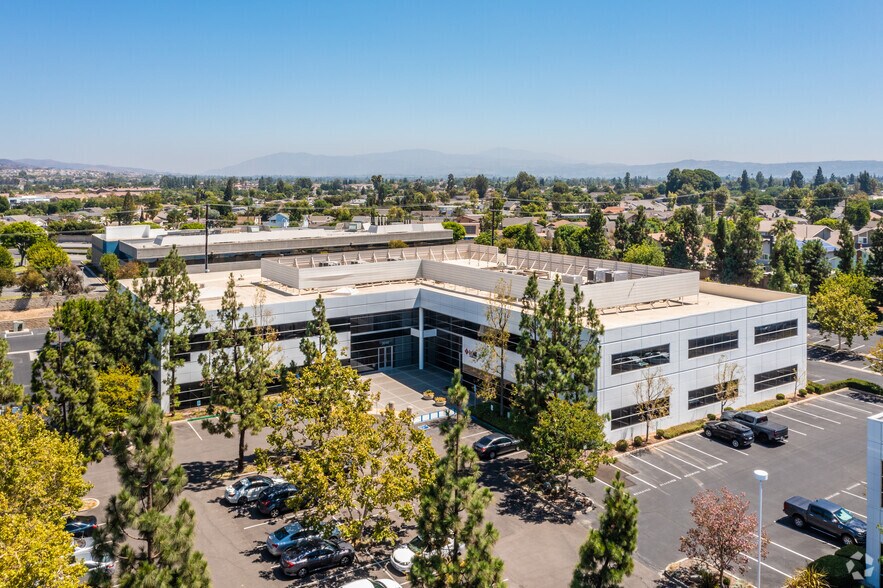 More Photos Of 3010-3070 Saturn St, Brea Unknown For Lease