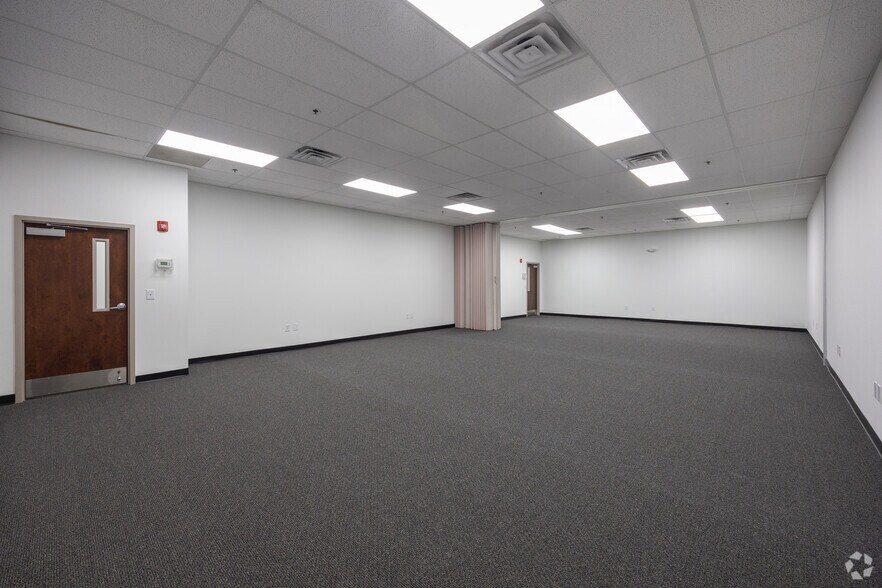 More Photos Of 860 John B Brooks Rd, Pendergrass Distribution For Lease