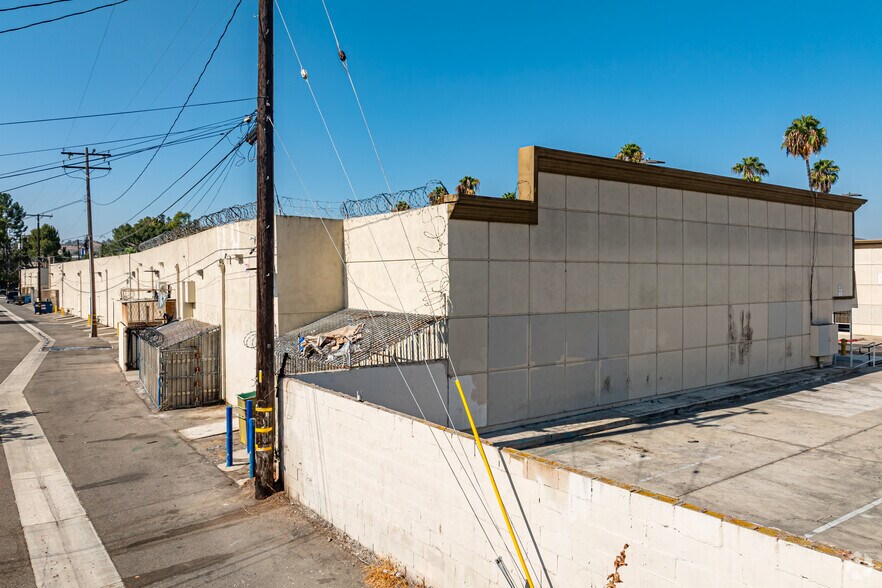 More Photos Of 2218-2298 S Garey Ave, Pomona Unknown For Lease