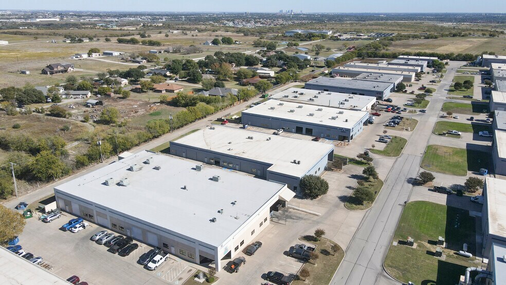 More Photos Of 6750 Corporation Pky, Fort Worth Warehouse For Lease