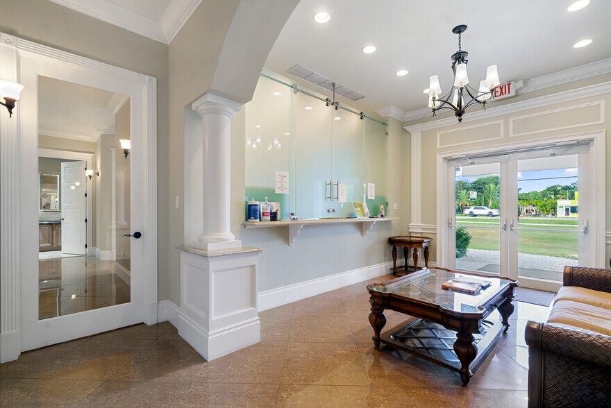 More Photos Of 102920 Overseas Hwy, Key Largo Office Residential For Sale
