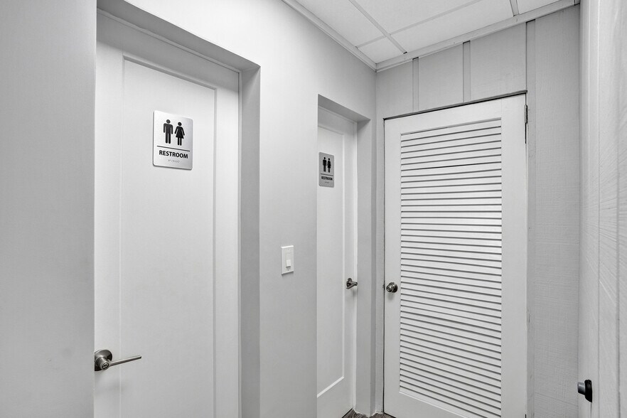 More Photos Of 2419 Hollywood Blvd, Hollywood Medical For Lease