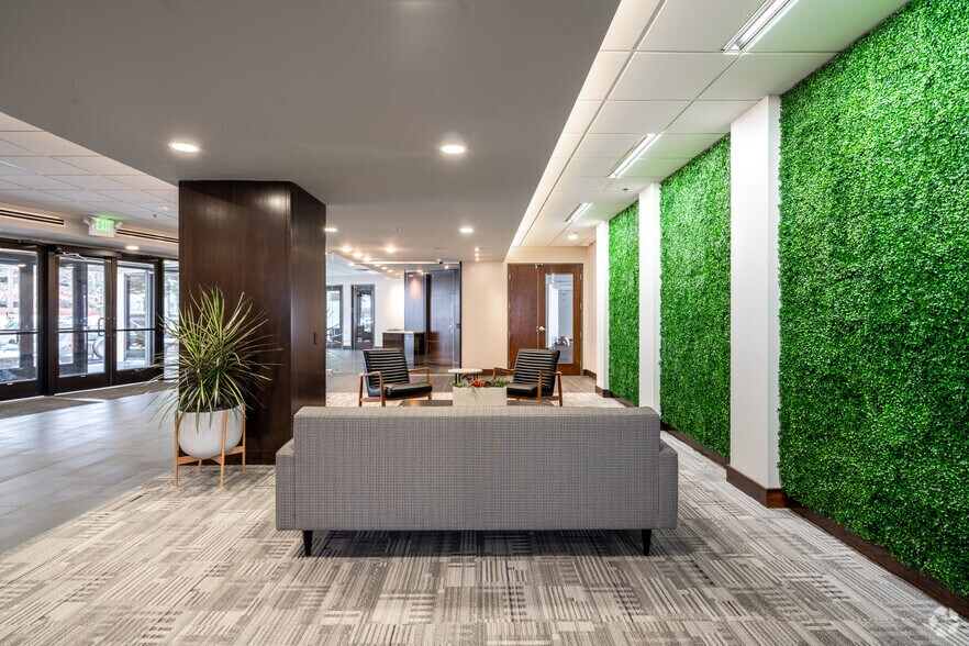 More Photos Of 7505 Metro Blvd, Edina Office For Lease