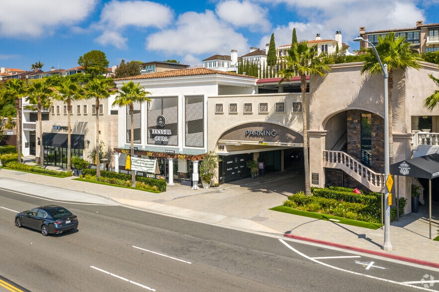 More Photos Of 100 W Coast Hwy, Newport Beach Storefront For Lease
