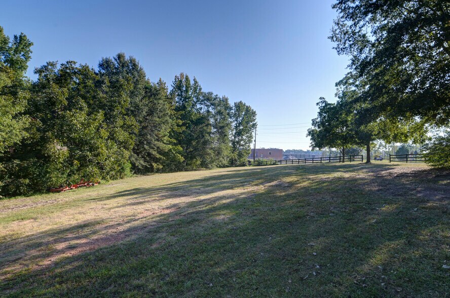 More Photos Of 6009 Wescott Rd, Columbia Land For Sale