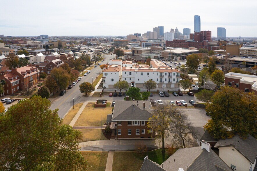 More Photos Of 1319 N Classen Dr, Oklahoma City Office For Lease