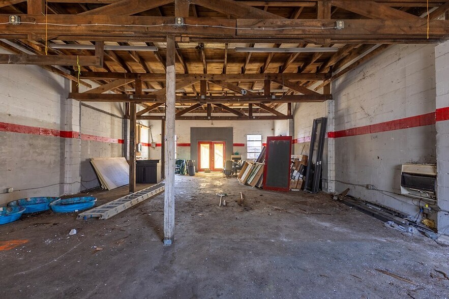 More Photos Of 44 N Church St, Ellijay General Retail For Sale