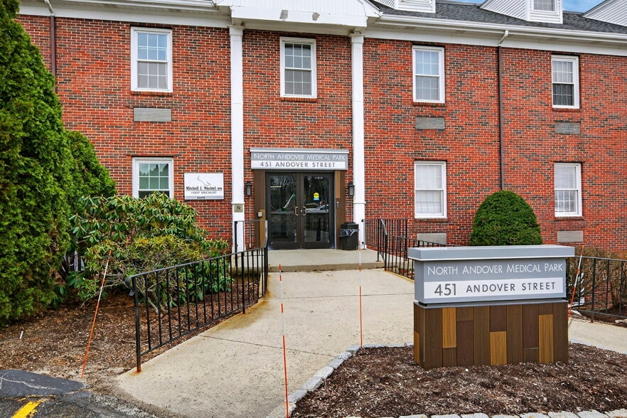 More Photos Of 451 Andover St, North Andover Medical For Sale