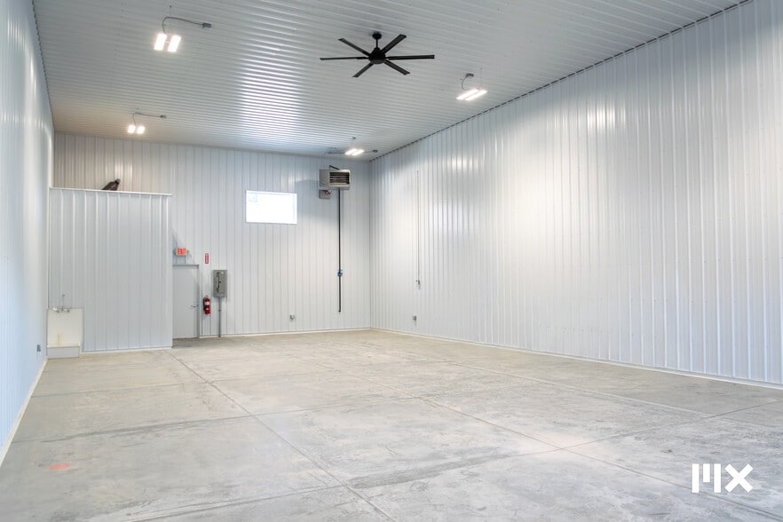 More Photos Of 1709 Dewent St, Jenison Light Manufacturing For Lease