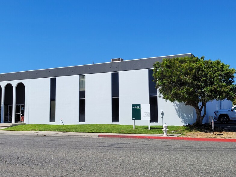 Primary Photo Of 11135 Condor Ave, Fountain Valley Warehouse For Lease