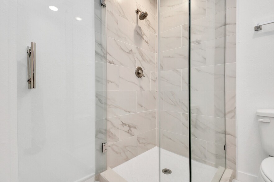 More Photos Of , Houston Multifamily For Sale