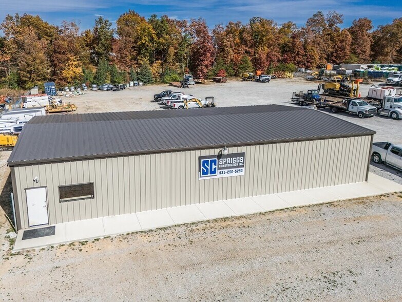 More Photos Of 1036 Crabtree Rd, Crossville Light Distribution For Lease