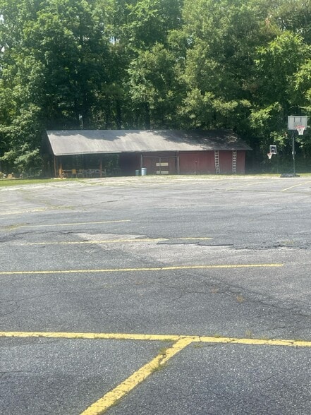 More Photos Of 3060 Bouldercrest Rd, Ellenwood Religious Facility For Sale