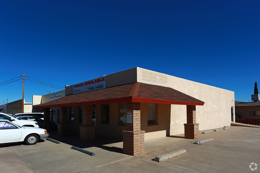 Primary Photo Of 51 S 2nd St, Sierra Vista Freestanding For Lease