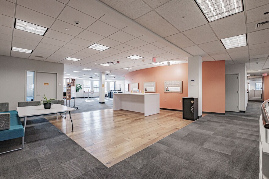 More Photos Of 6 Ashley Dr, Scarborough Office For Lease