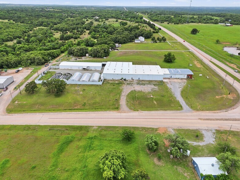 More Photos Of 52688 W 61st St, Oilton Manufacturing For Sale