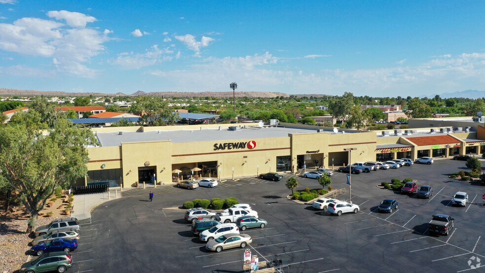 Primary Photo Of 180-260 W Continental Rd, Green Valley Unknown For Lease