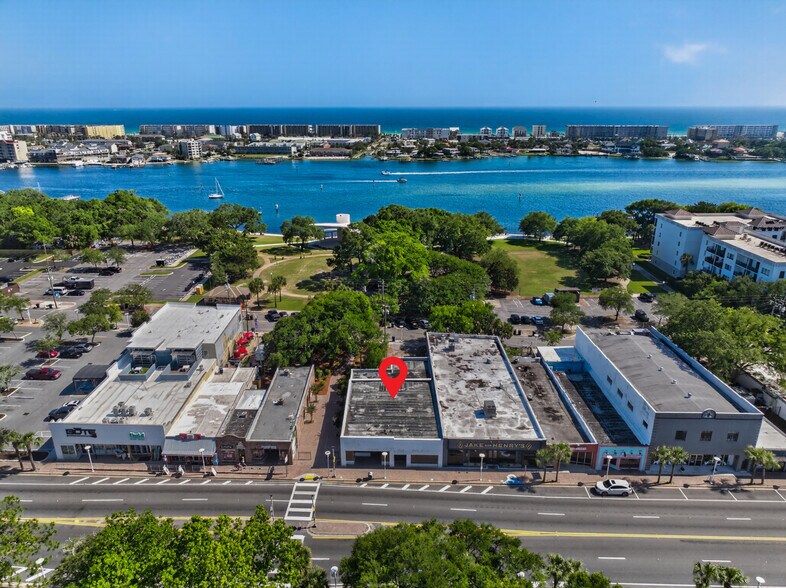 More Photos Of 142 & 144 US-98 Miracle Strip Pky, Fort Walton Beach Storefront For Sale