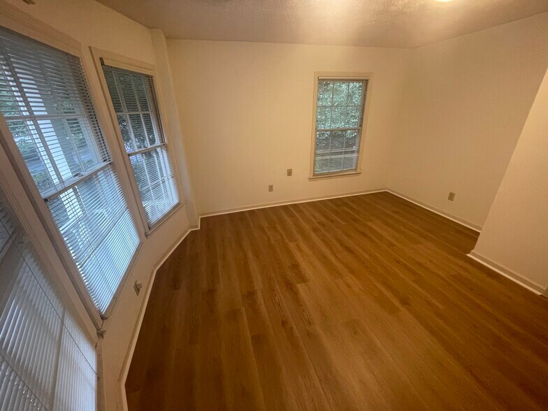 More Photos Of 783 Holcomb Bridge Rd, Norcross Office For Sale