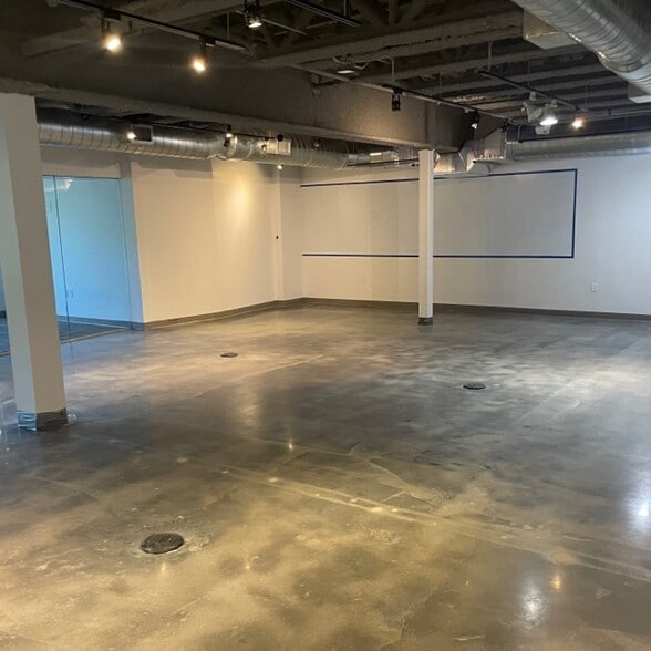 More Photos Of 444 W New England Ave, Winter Park Office For Lease