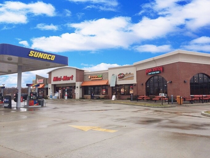 More Photos Of 2546 E State Road 44, Shelbyville Freestanding For Lease