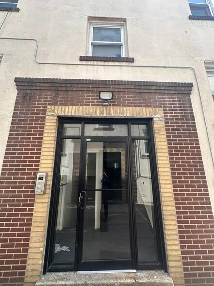 More Photos Of 132 Elm Ave, Rahway Apartments For Sale