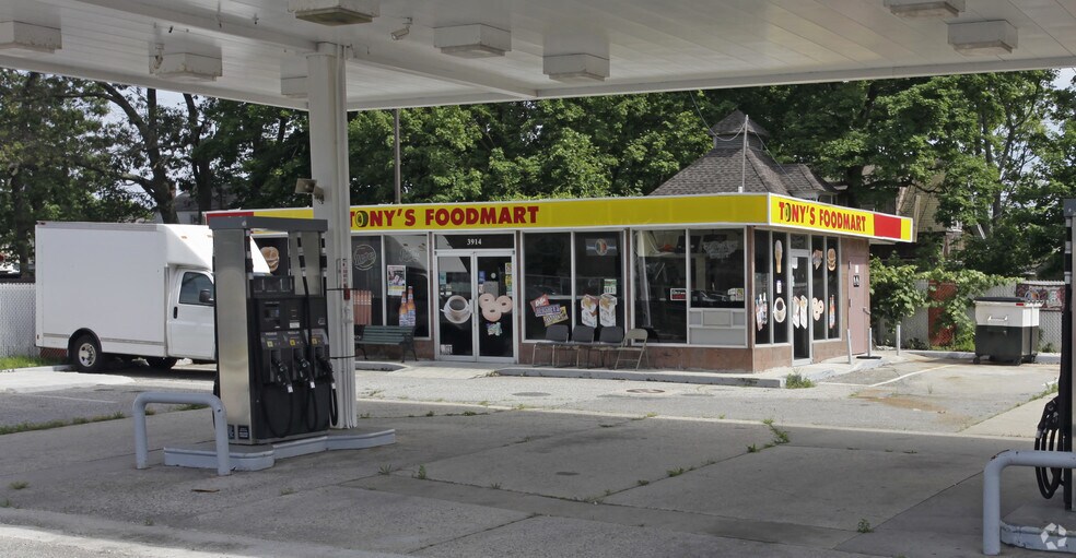 More Photos Of 3914 Sunrise Hwy, Seaford General Retail For Lease