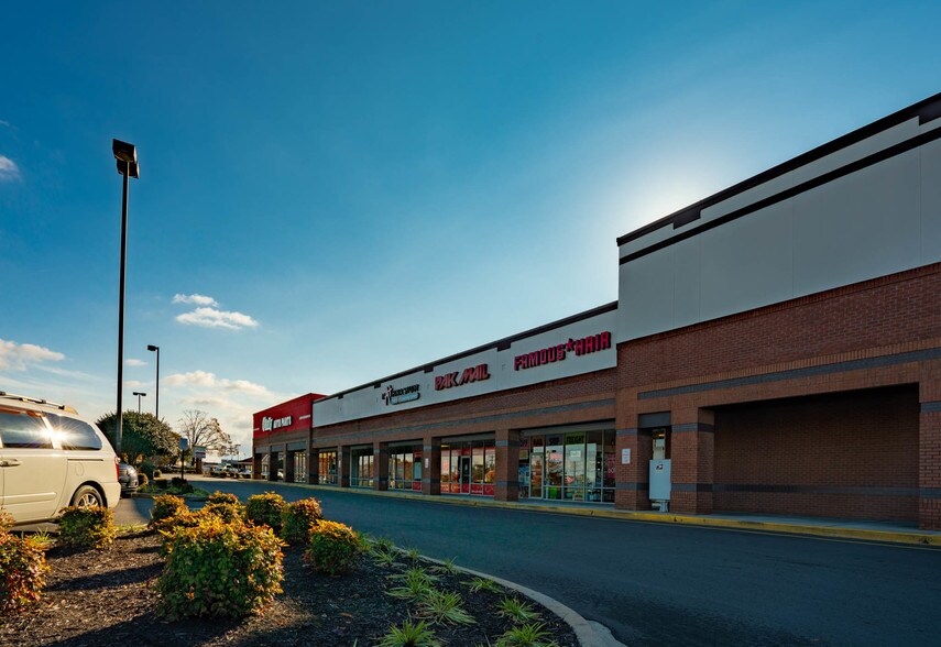 More Photos Of 1740-1764 Woodruff Rd, Greenville Unknown For Lease