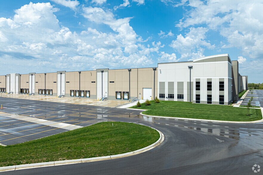 Primary Photo Of 30500 W 183rd St, Gardner Unknown For Lease