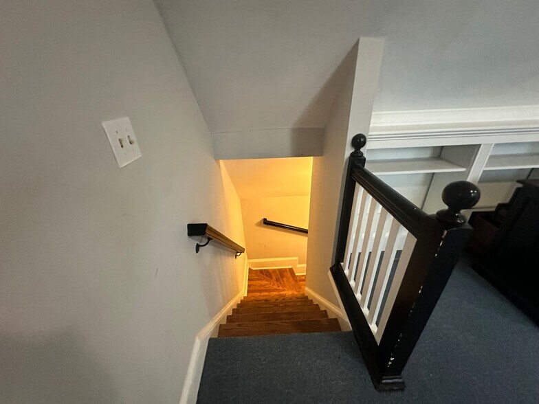 More Photos Of 5920 Odell St, Cumming Office For Sale