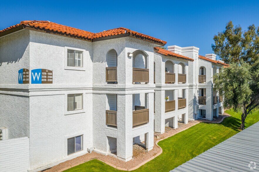 4722 E Bell Rd, Phoenix, AZ 85032 Apartments For Sale