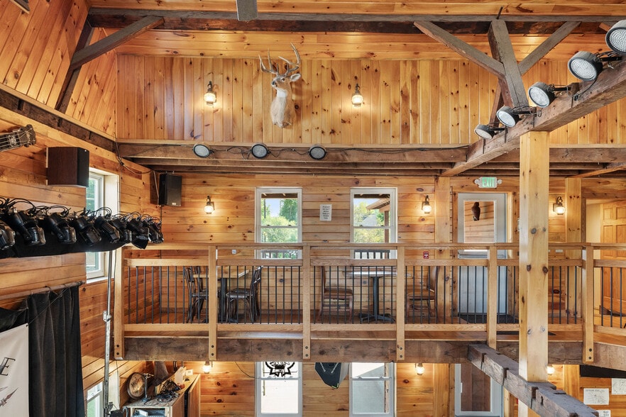 More Photos Of 552 Main St, Apalachin General Retail For Sale