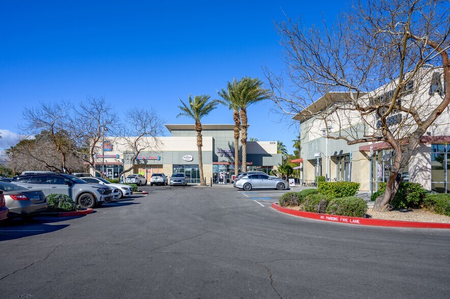 More Photos Of 5590 Painted Mirage Rd, Las Vegas Supermarket For Sale
