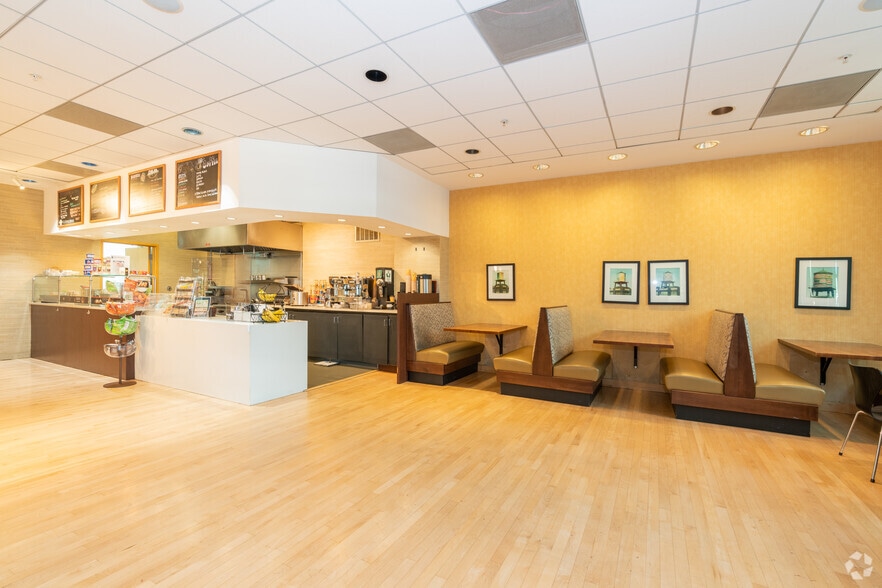 More Photos Of 1485 Bay Shore Blvd, San Francisco Office For Lease