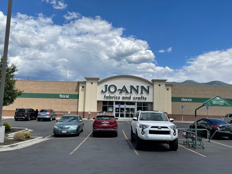 More Photos Of 1066-1090 N Main St, Spanish Fork Unknown For Lease