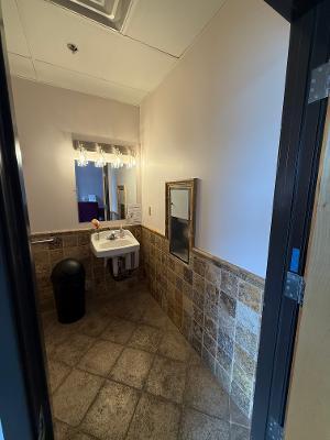 More Photos Of 1655 W Chandler Blvd, Chandler Storefront Retail Office For Lease