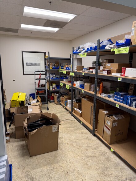 More Photos Of 27350 SW 95th Ave, Wilsonville Research And Development For Lease