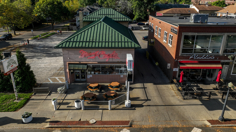 More Photos Of 780 W Market St, Akron Freestanding For Sale