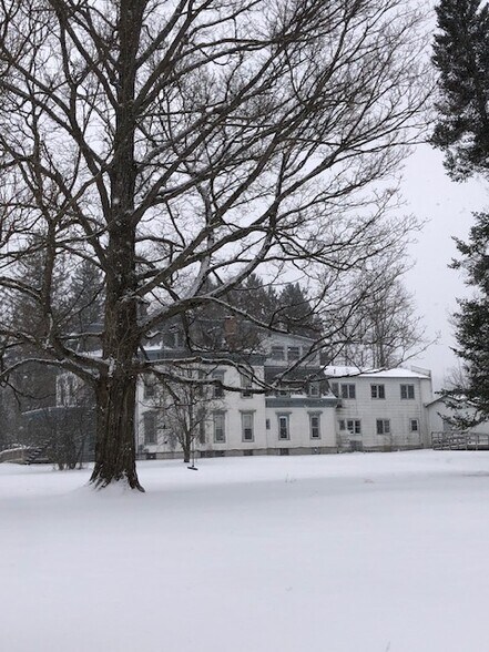 More Photos Of 8196 Green Rd, Hubbardsville Apartments For Sale