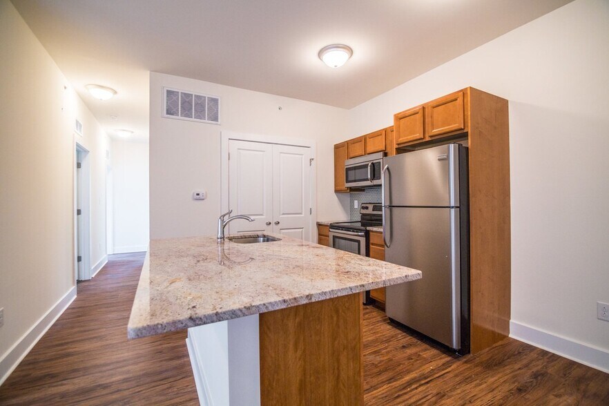 More Photos Of 411 N 34th St, Philadelphia Apartments For Sale