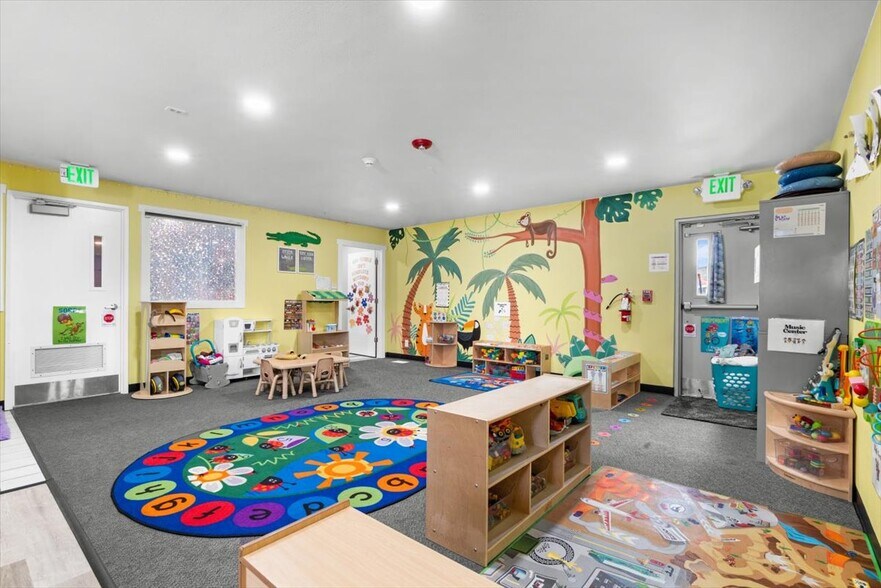 More Photos Of 340 Maple St, Frederick Specialty For Sale