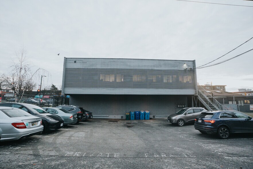 More Photos Of 8675-8679 Granville St, Vancouver Medical For Sale