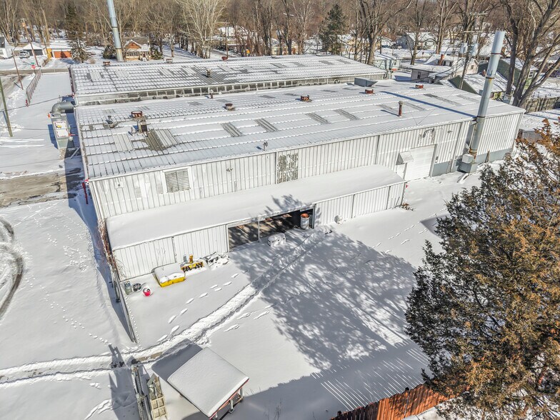 More Photos Of 4618 Pointe Tremble Rd, Clay Township Warehouse For Sale