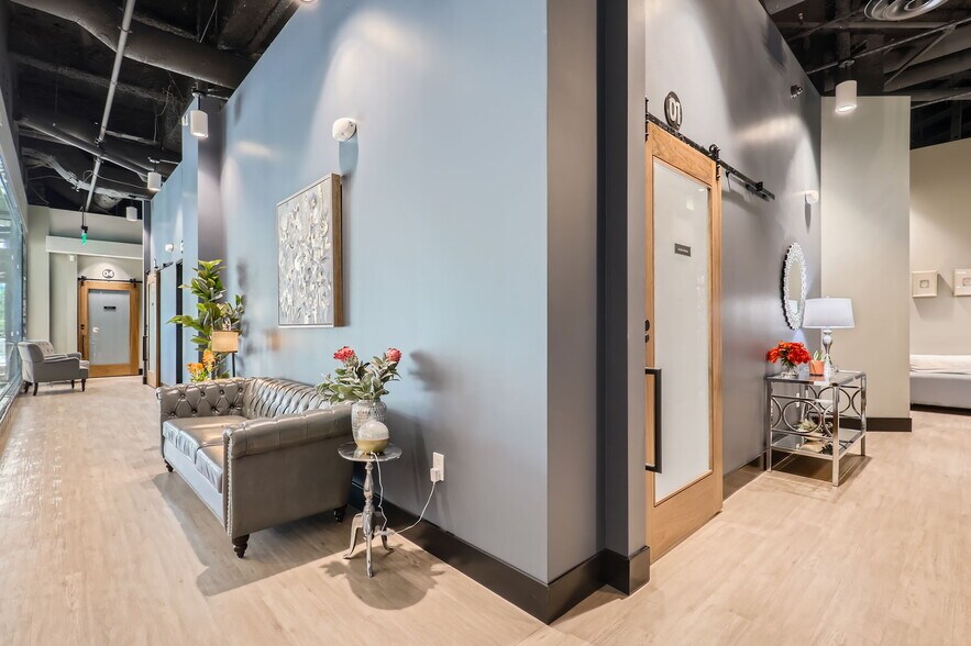 More Photos Of 3000 E 1st Ave, Denver Storefront Retail Office For Lease