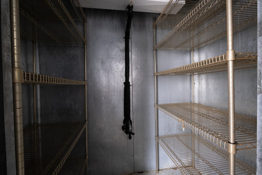 More Photos Of 1650 W Bakerview Rd, Bellingham Restaurant For Sale