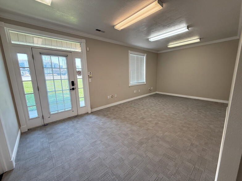 More Photos Of 1444 E 820 N, Orem Medical For Lease