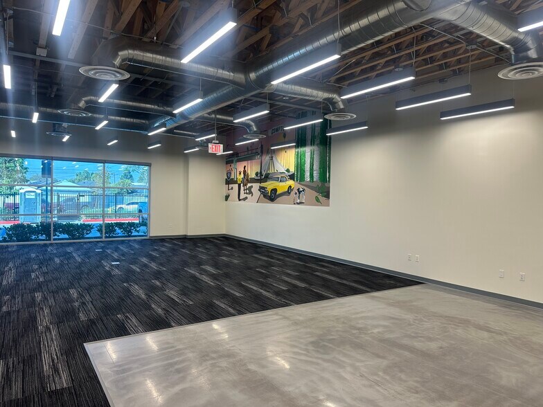 More Photos Of 126 E Oris St, Compton Distribution For Lease