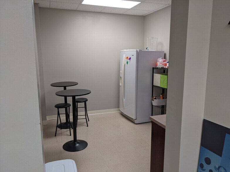 More Photos Of 249 Williamson Rd, Mooresville Medical For Lease