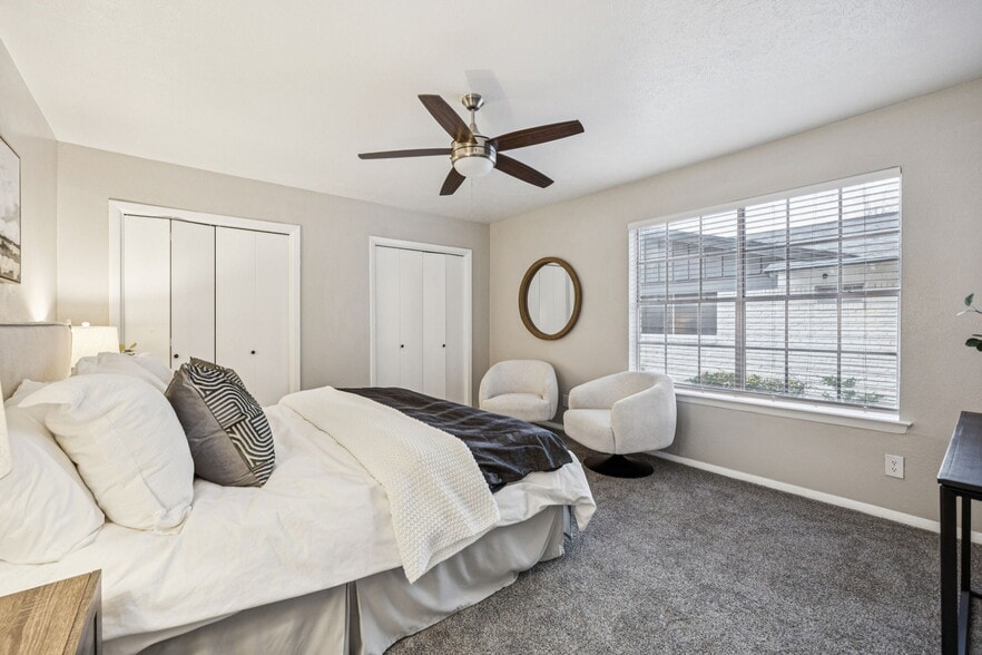 More Photos Of 15545 El Estado Dr, Dallas Multifamily For Sale